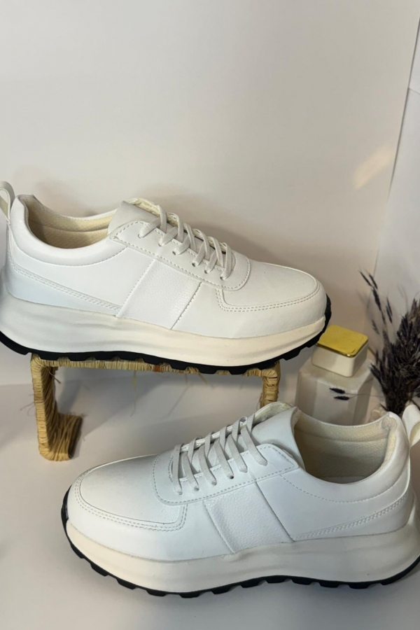 Casual deri beyaz ayakkabı