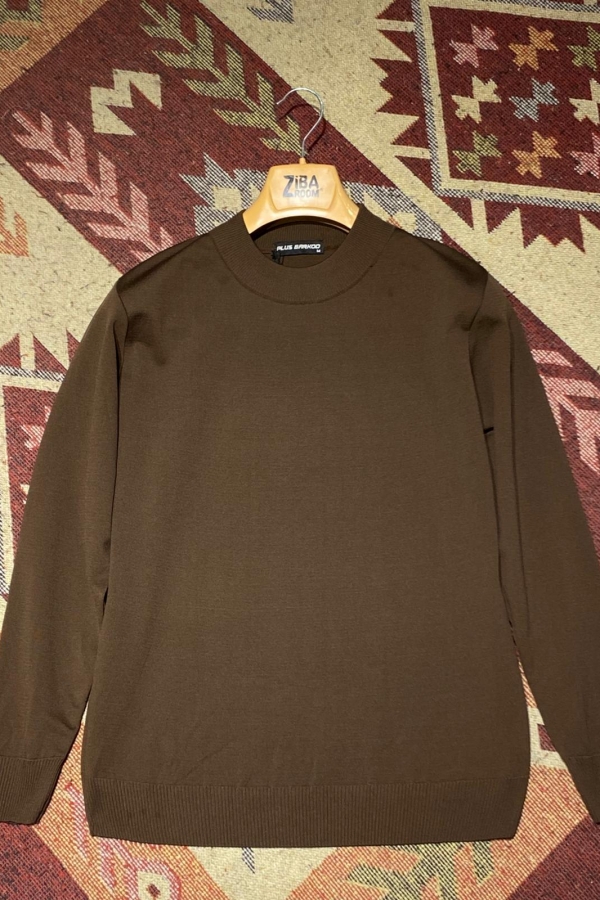 Yarım Boğaz Düz Triko Kazak